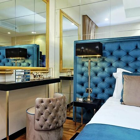 Trevi Diamond Luxury Suites & Jacuzzi โรม ภายนอก รูปภาพ