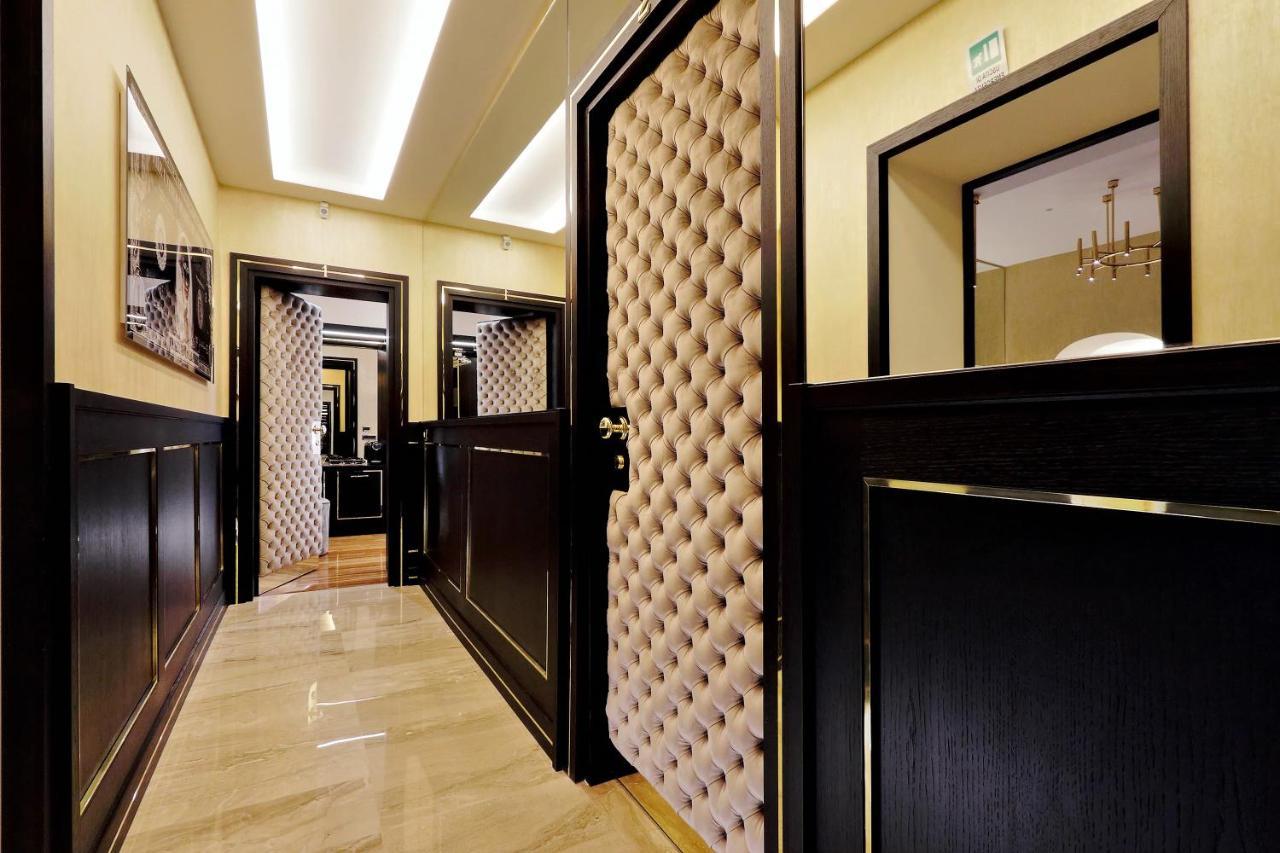 Trevi Diamond Luxury Suites & Jacuzzi โรม ภายนอก รูปภาพ